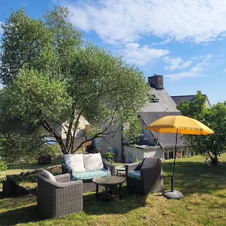 Semesterbostad Charming Small House Between Land And Sea Longueville (Manche)