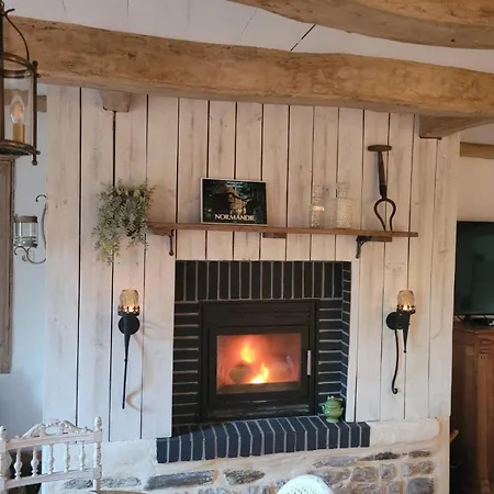 Semesterbostad Charming Small House Between Land And Sea *
